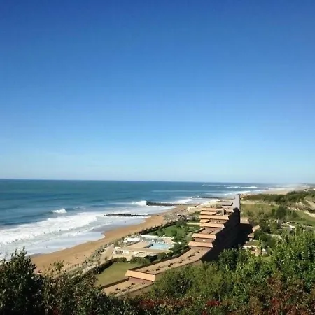 Claudenia : Des Vacances Au Calme A 2km Des Plages Et Du Centre Apartment *